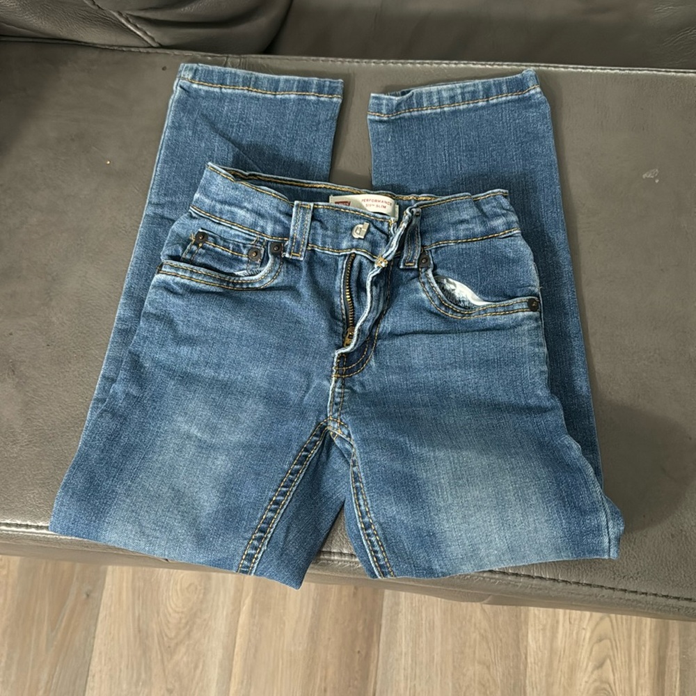 Boys size 6 Levi’s jeans
